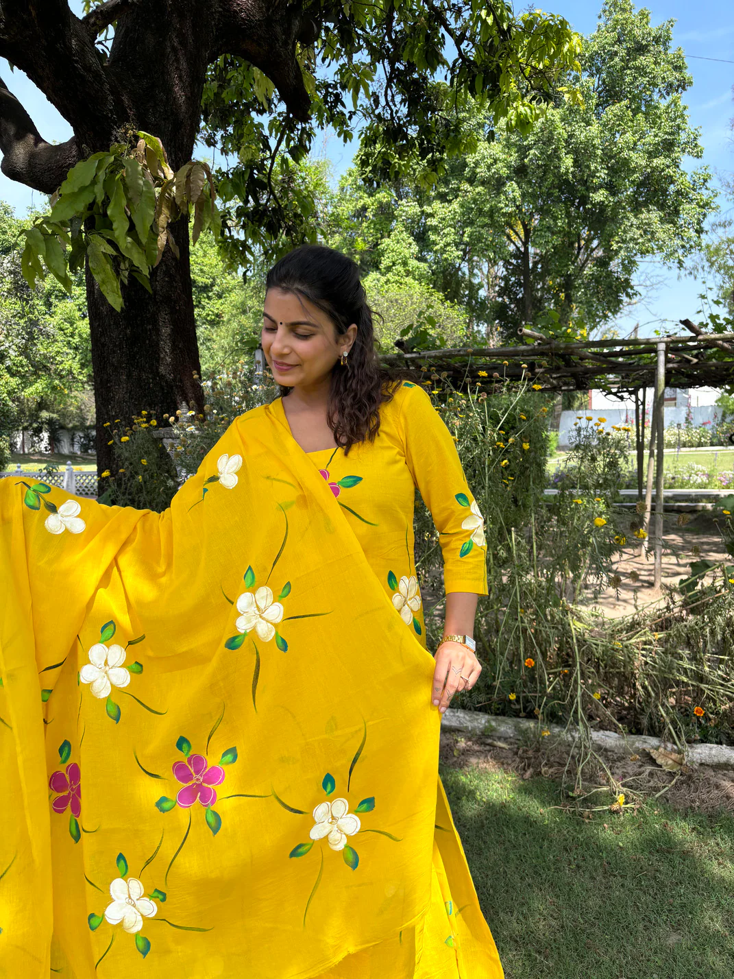 Amaira Hand Painted Unstitched Suit Set - Image 2