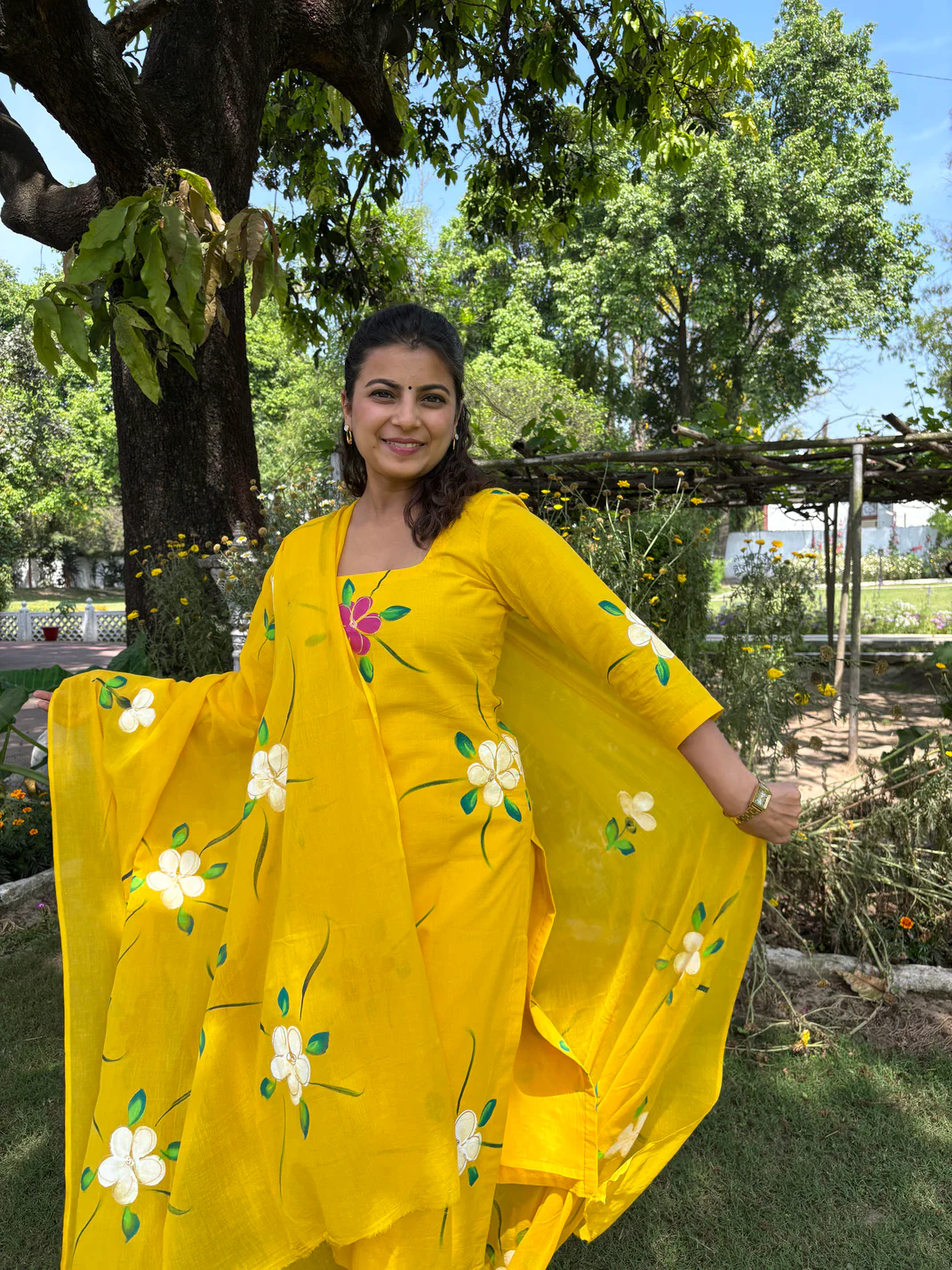 Amaira Hand Painted Unstitched Suit Set - Image 3