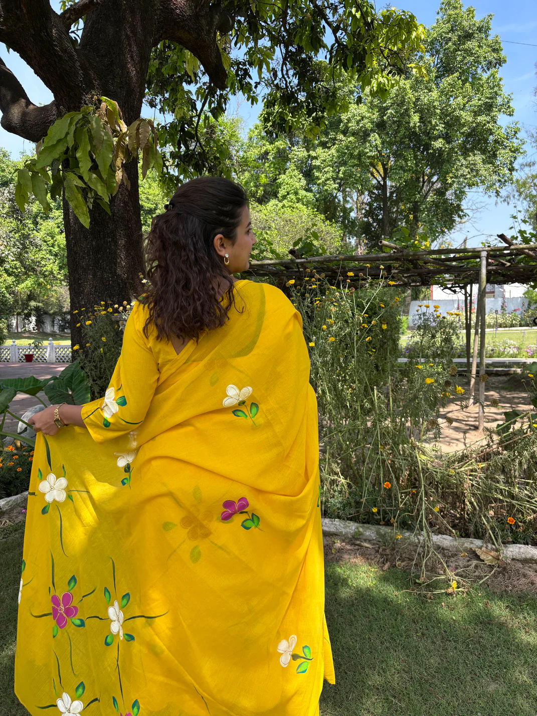 Amaira Hand Painted Unstitched Suit Set - Image 5