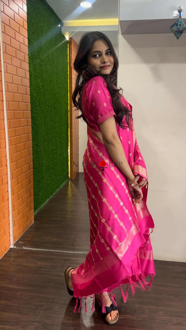 Dianthus Best Seller Stitched Suit - Image 4