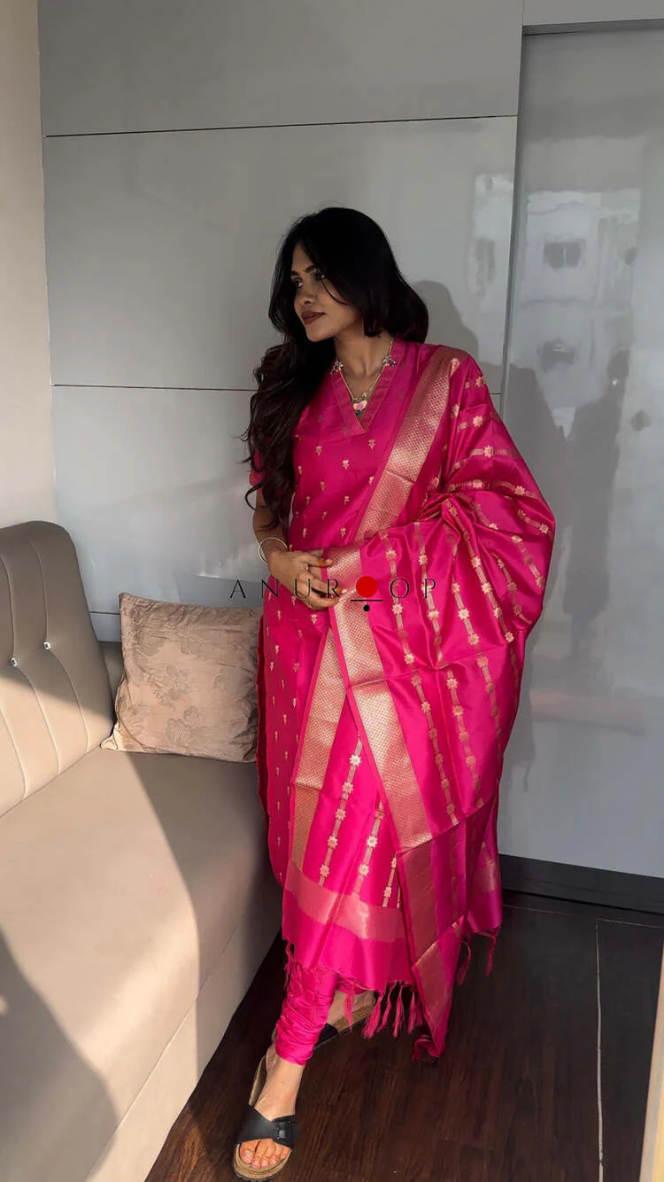 Dianthus Best Seller Stitched Suit - Image 5
