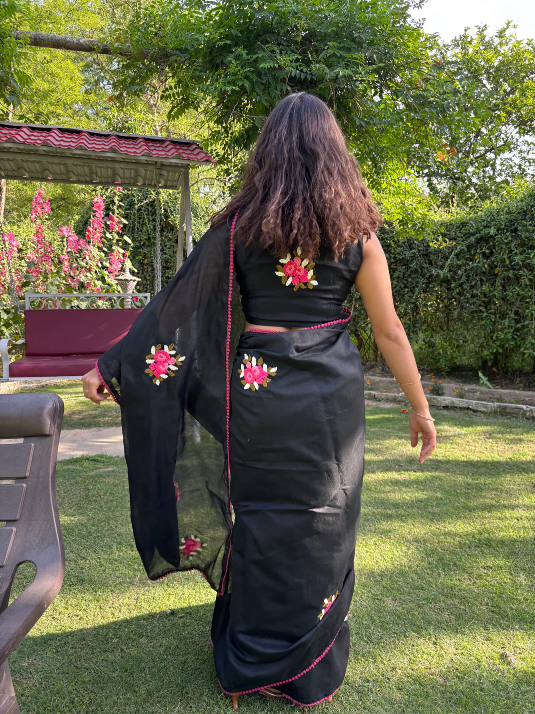 Floral Pink Mystery Kota Saree - Image 2