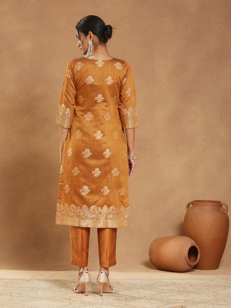 Glow Bliss Best Seller Suit - Image 11