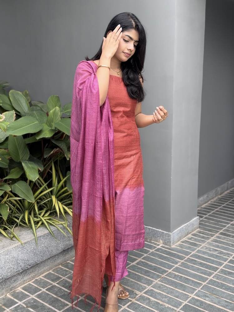 Lady In Pink Stitched Suit Set - Image 4