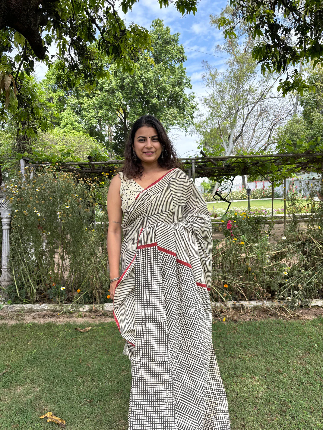 Lily Cotton Saree - Image 2