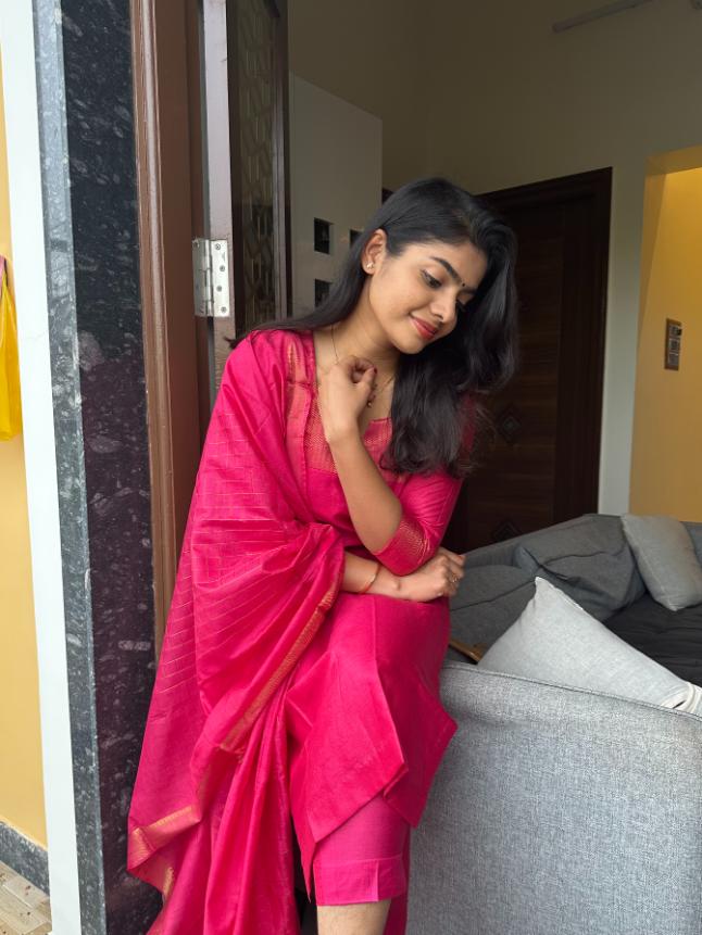 Nayantara Stitched Suit Set - Image 18