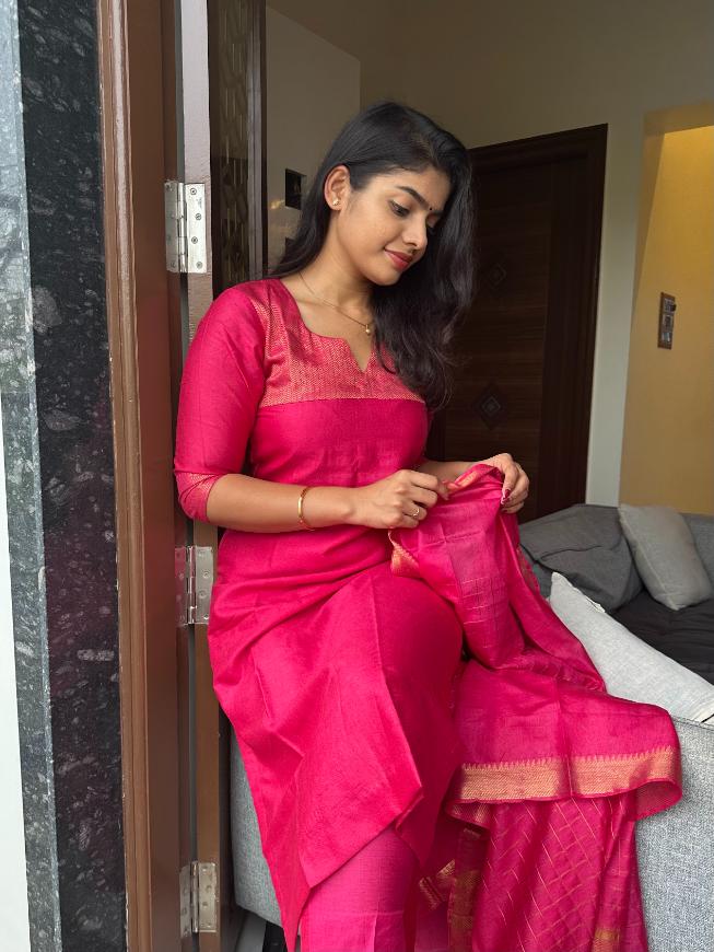 Nayantara Stitched Suit Set - Image 23