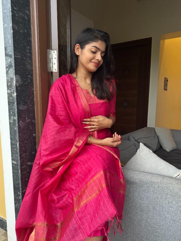 Nayantara Stitched Suit Set - Image 27