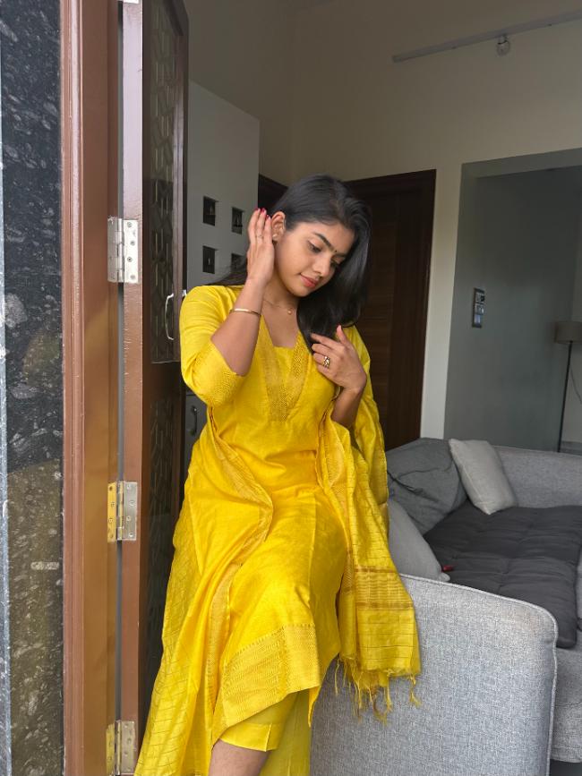 Rashmika Stitched Suit Set - Image 2