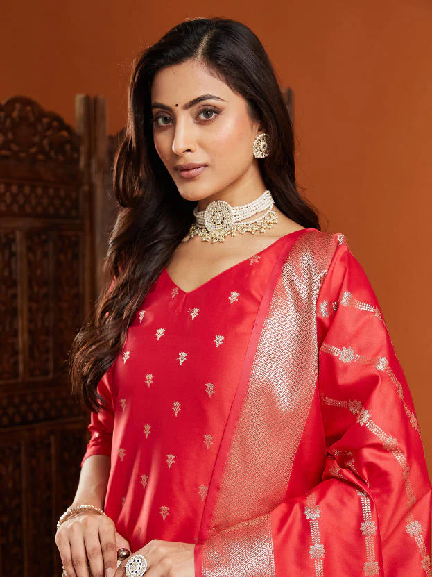 Red Mirchi - Image 8