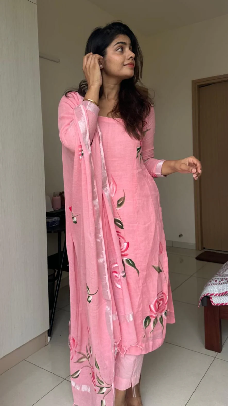 Shreyaahshi Linen Cotton Suit