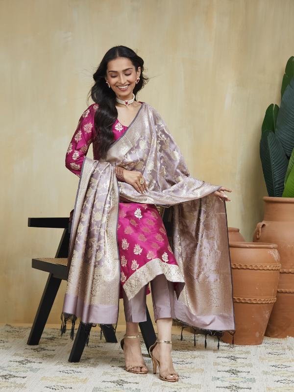 Strawberry Glaze Stitched Suit Set - Image 12