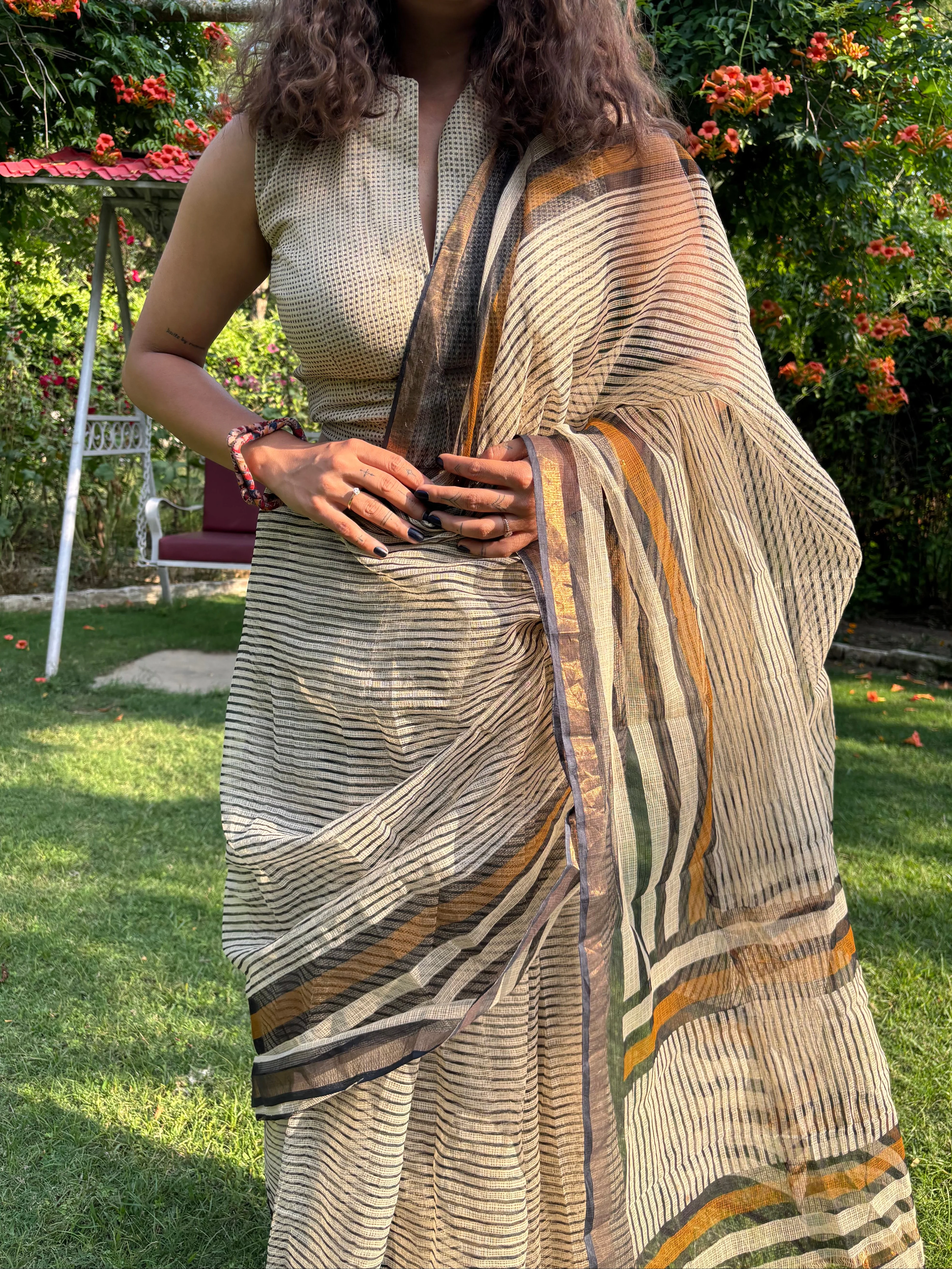 Stripe Love Kota Saree - Image 5