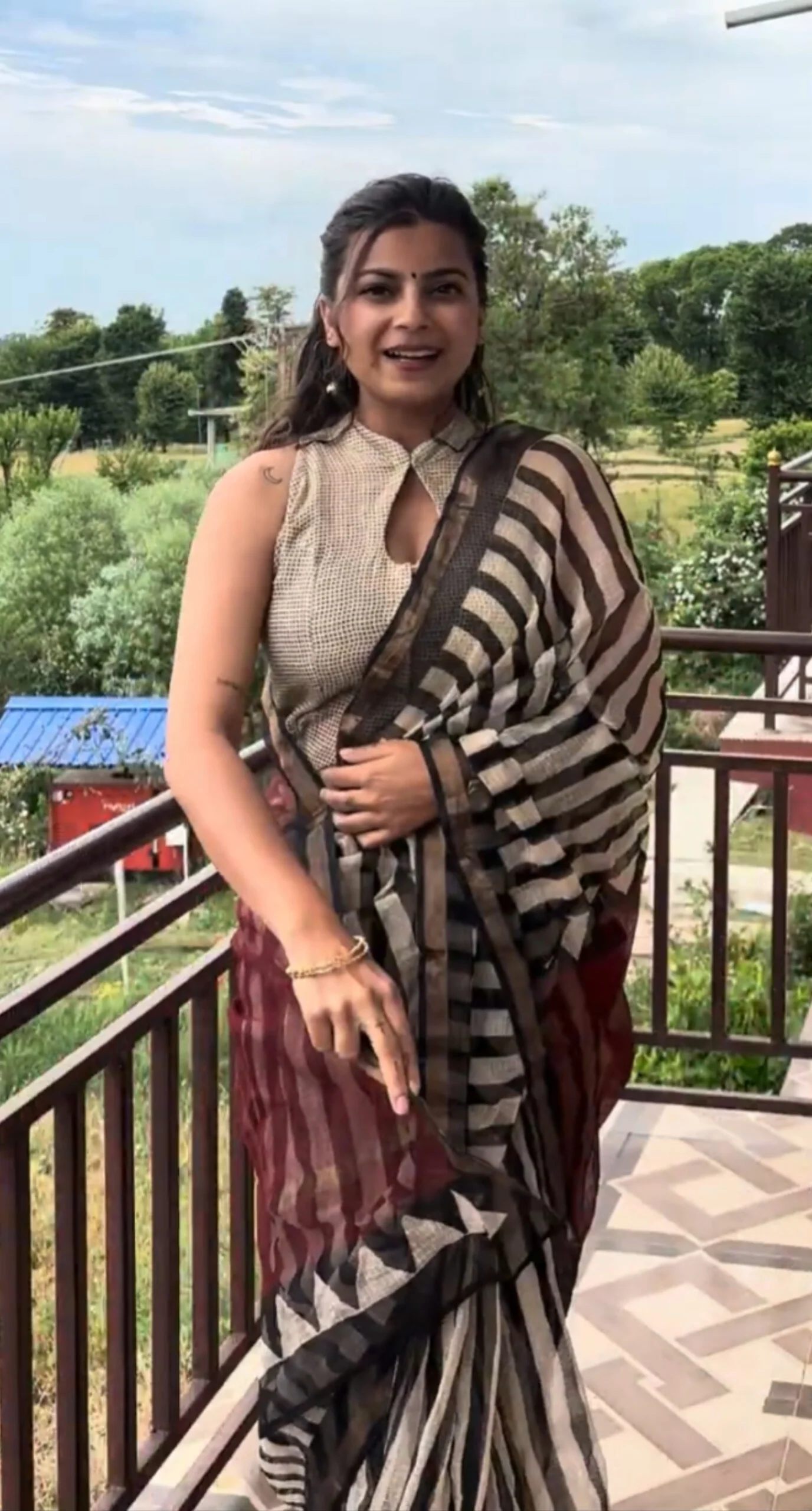 Stripe Magical Kota Saree - Image 3