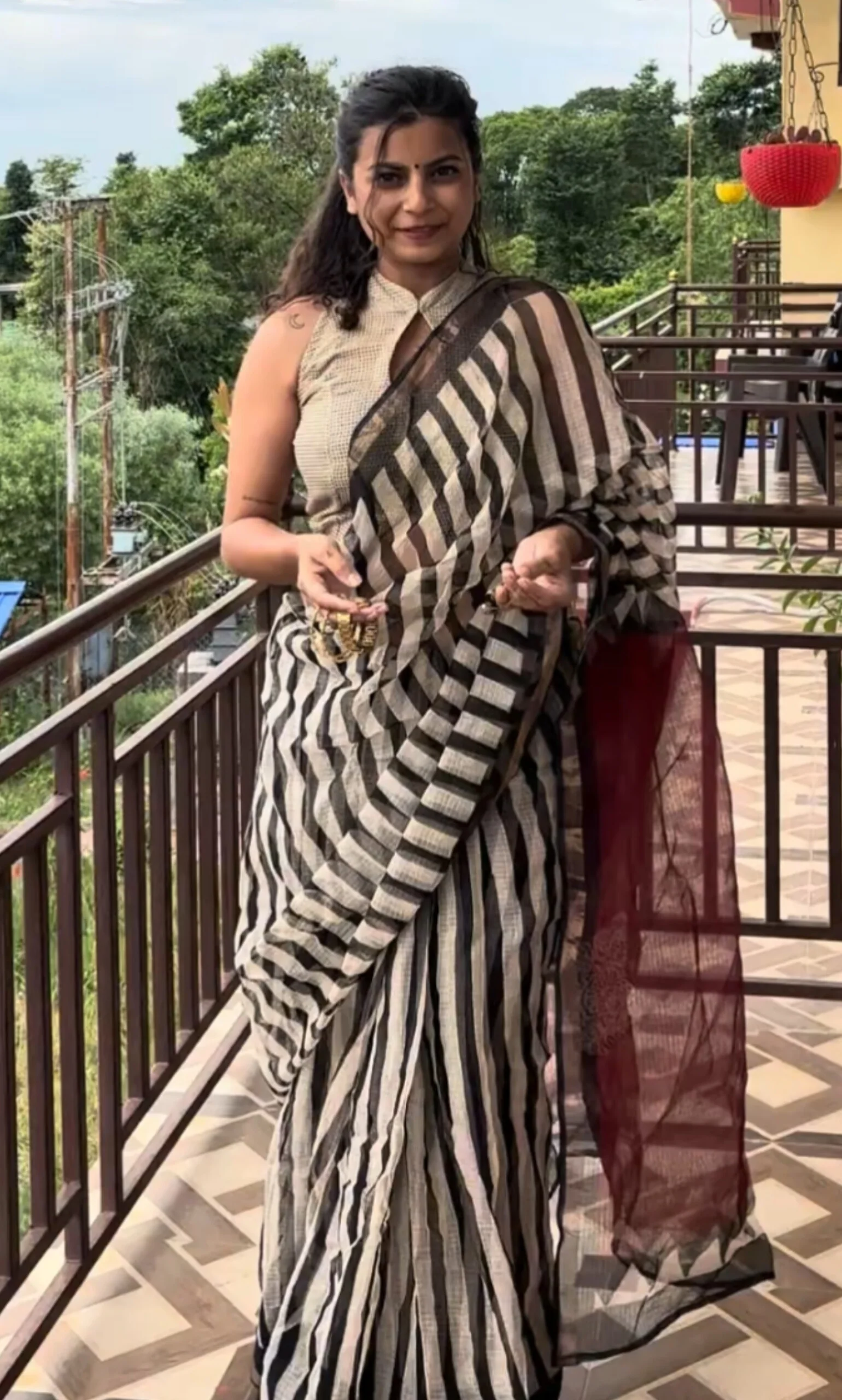 Stripe Magical Kota Saree - Image 4