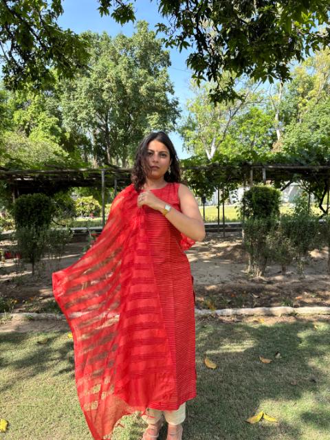 Vineeta Red Cotton Stitched Suit - Image 3